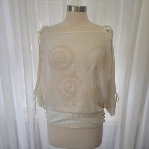 Luluvia Anthropologie Embroideried Top Size Medium yellow
